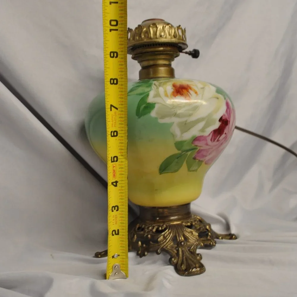 SALE* vintage floral kerosene glass lamp turned electric (319w)